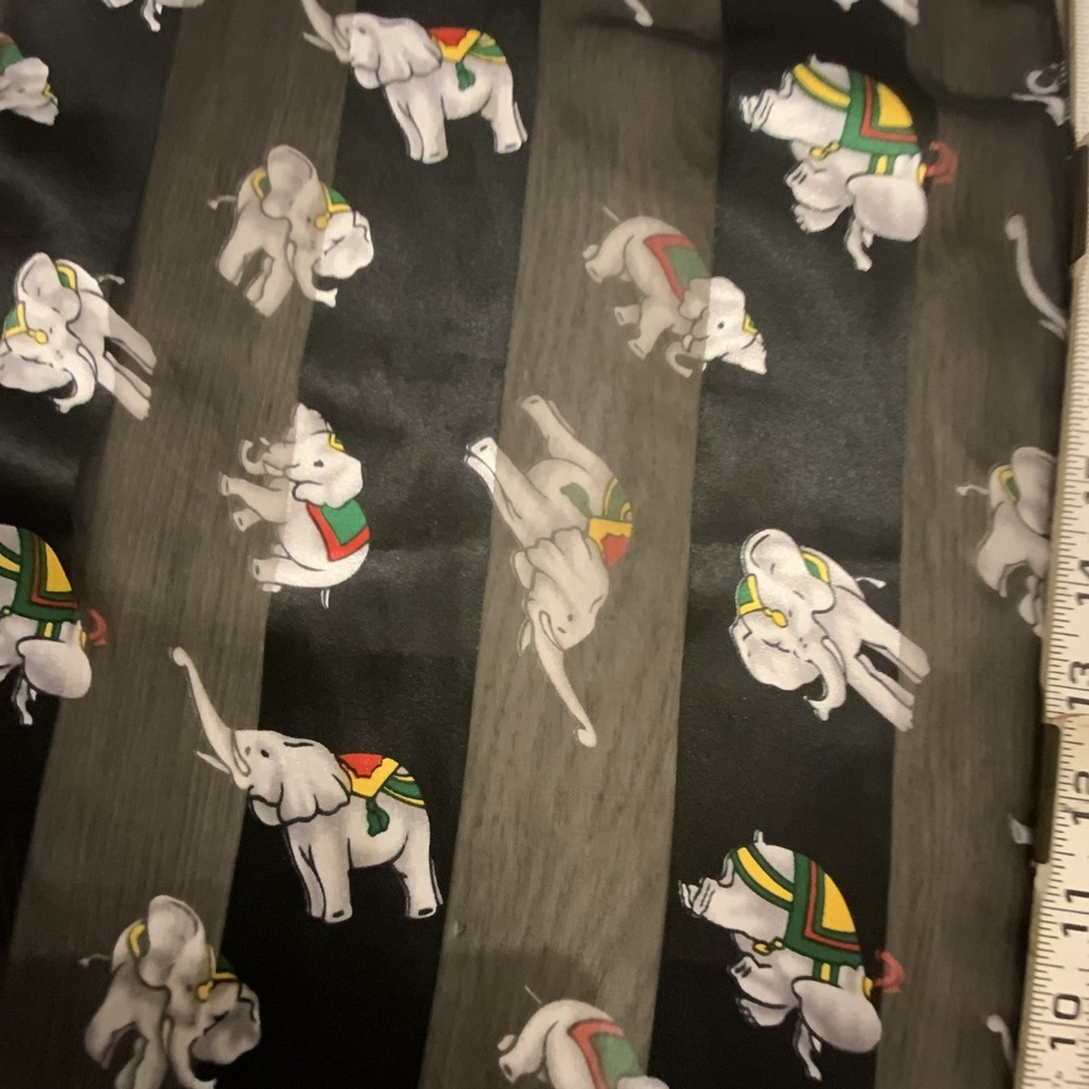 Women Rectangle Scarf Black Satin Polyester Elephant Animal Print 60 x 15 in - Picture 5 of 5